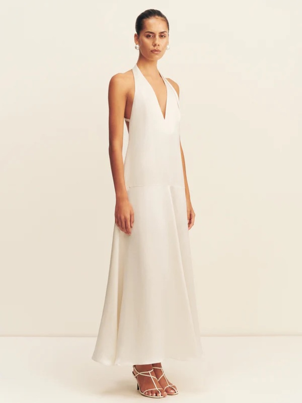 Shona Joy White Backless Halter Maxi Dress - Picture 5 of 6